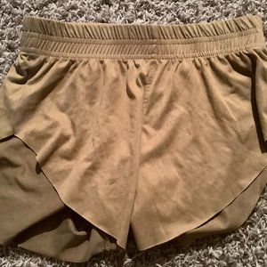 brown small COMFORTABLE shorts <3
